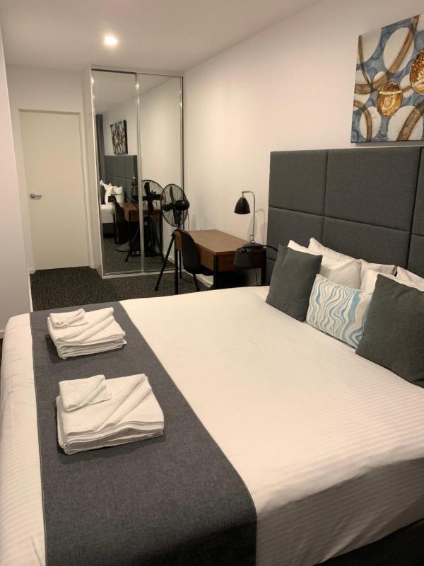 The Palms Apartments - image 13