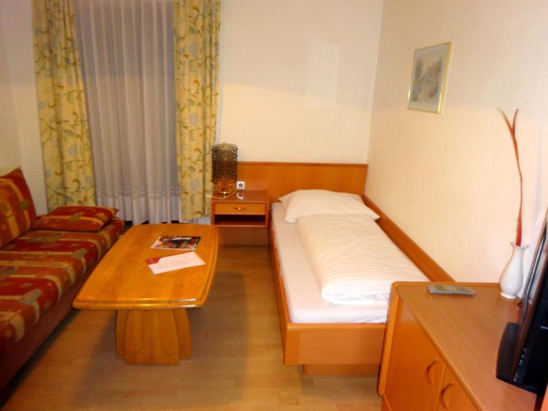 Triple Room image 2