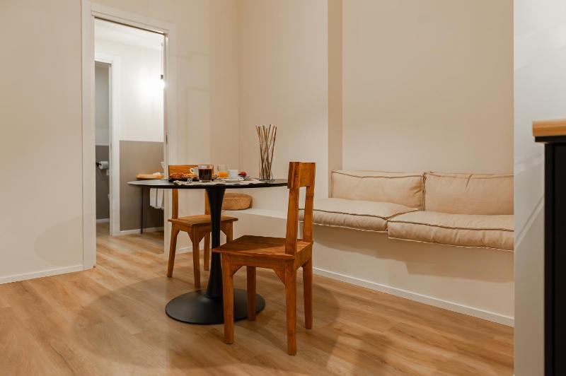 WelcHome Wellness Suites - image 17