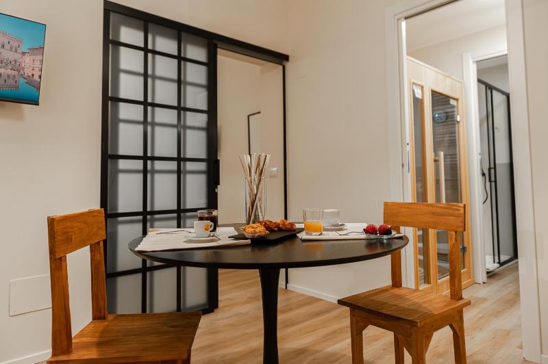 WelcHome Wellness Suites - image 10