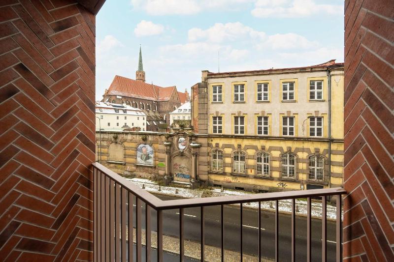 Stylish Studio in Wrocław with Air Conditioning Close to the Market Square by Renters Prestige - image 6