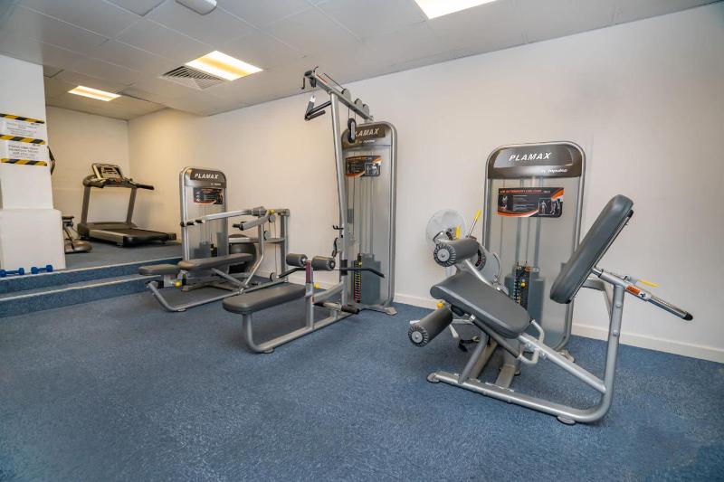 Lovely Modern Central Coventry Budget Studio - image 21