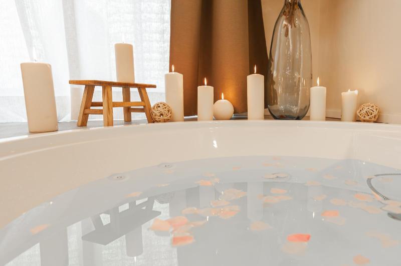 WelcHome Wellness Suites - image 19