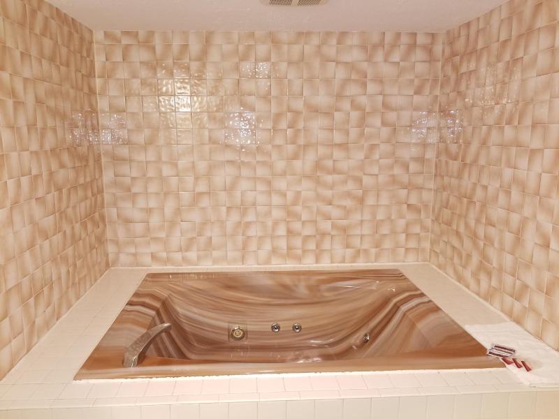 King Room with Spa Bath - Non-Smoking image 4