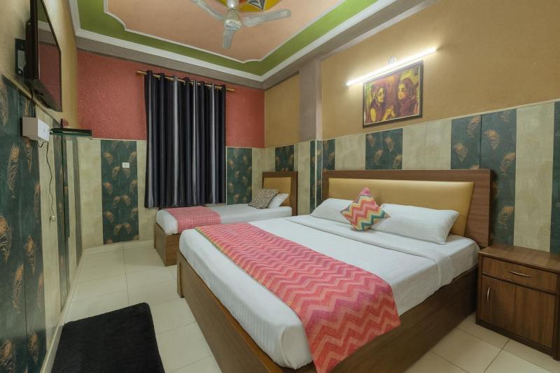 Hotel Krypa Palace Vrindavan - image 24