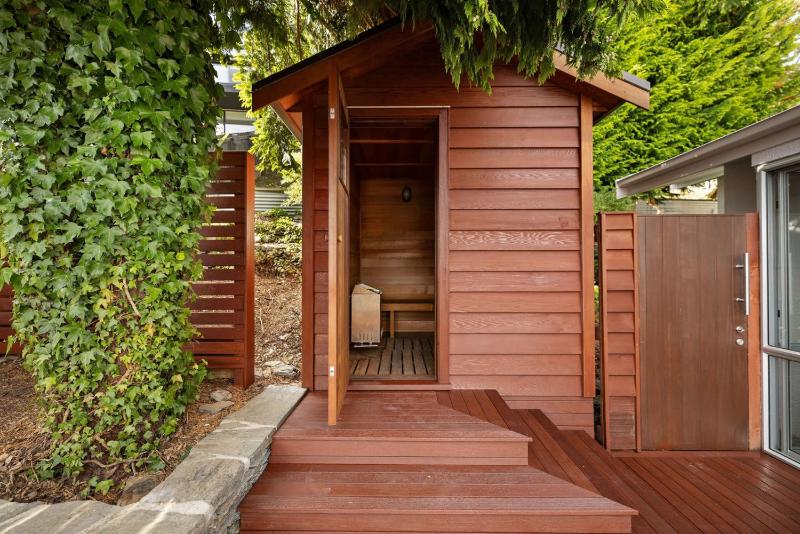 Annas Haus - Iconic Views with Great Outdoor Living - image 25