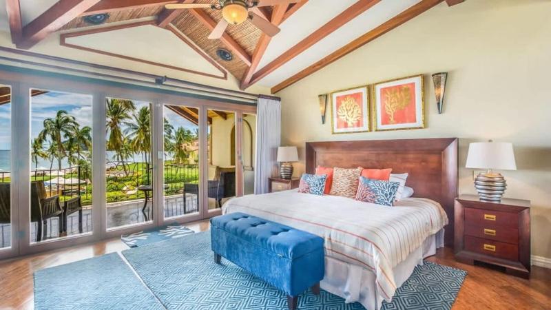Chic Condo with a Stylish Coastal Design in an Exclusive Condo Community with Direct Beach Access - image 2