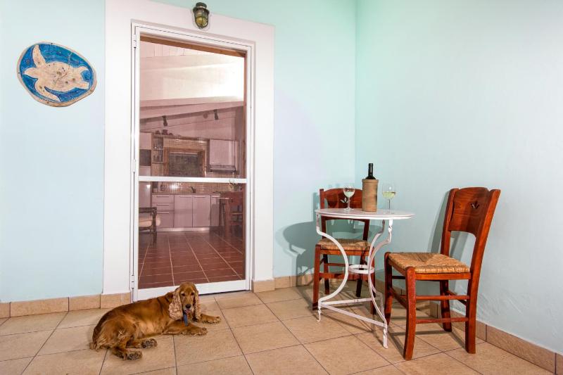 Two-Bedroom House with Sharing Pool - Green image 4