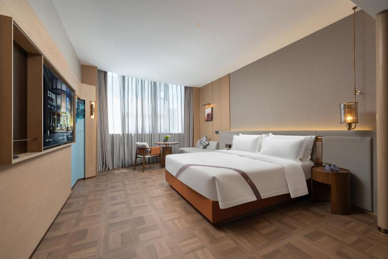 Elong Hotel Qingdao Golden Beach - image 16