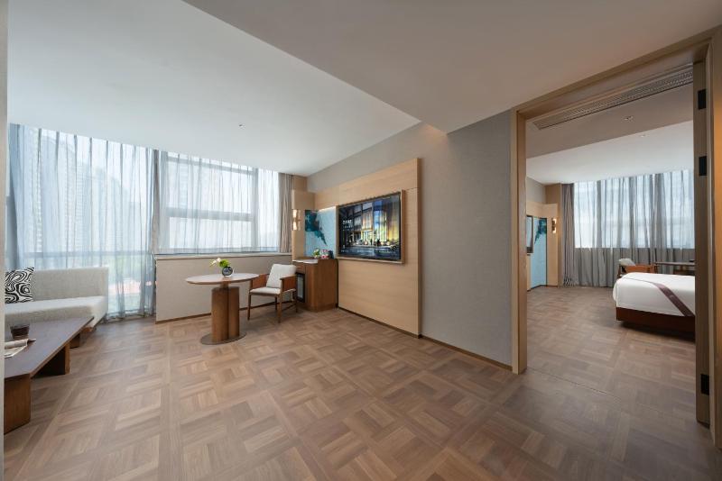Elong Hotel Qingdao Golden Beach - image 9