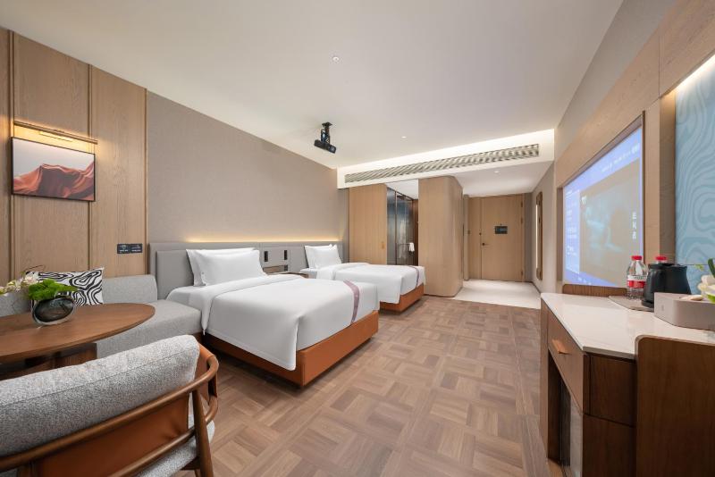 Elong Hotel Qingdao Golden Beach - image 42
