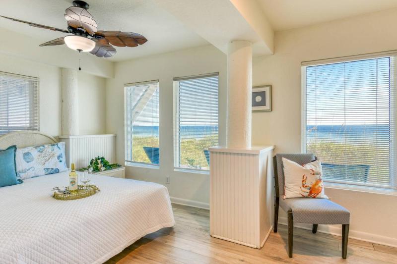 Ocean Sunrise Retreat - image 15