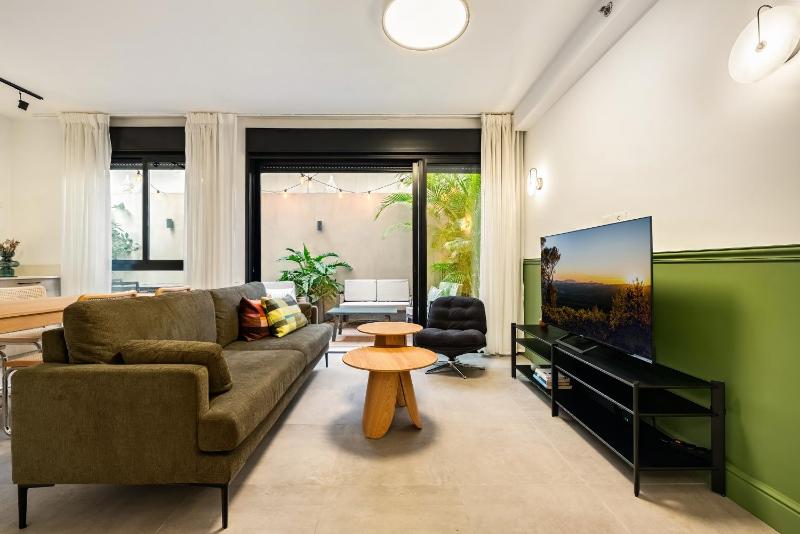 Eclectic Vision by TLV2RENT - image 16