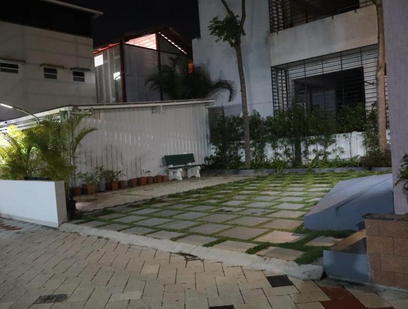 Shaiva Urban Retreat - image 23