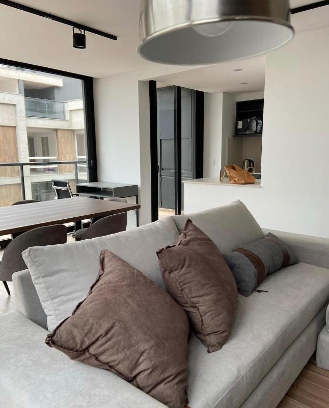 Excepcional dos ambientes para dos personas en Zona Güemes con cochera cubierta - Residencias San Lorenzo - image 1