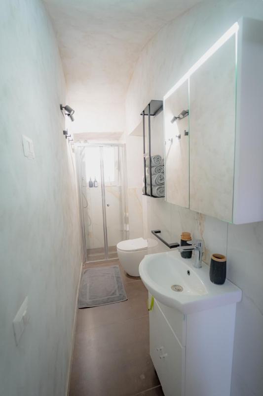 Almond Apartment Catania - image 24