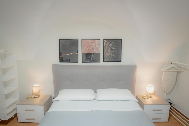 Almond Apartment Catania - image 44