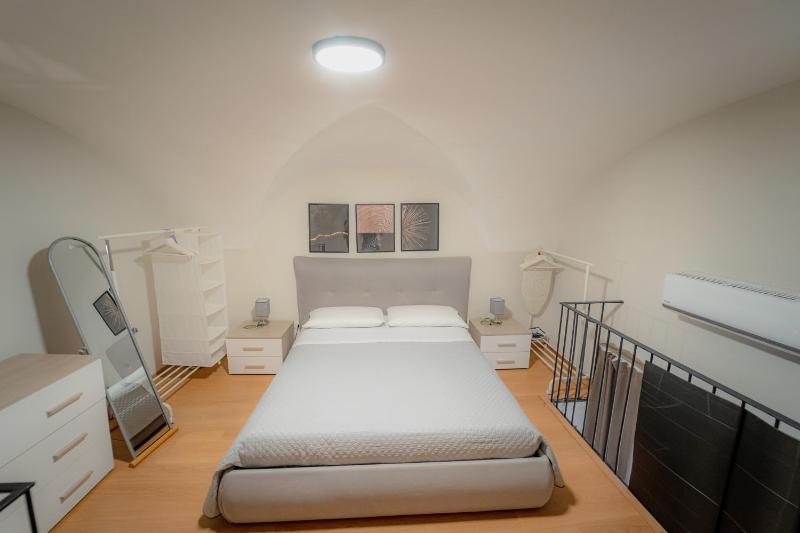 Almond Apartment Catania - image 15