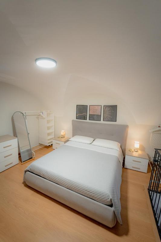 Almond Apartment Catania - image 40
