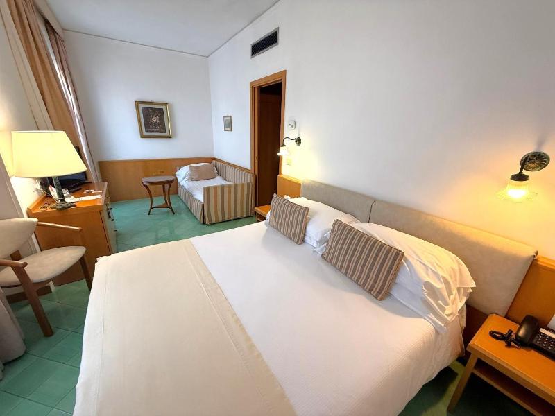 Hotel Villa Maria - image 48