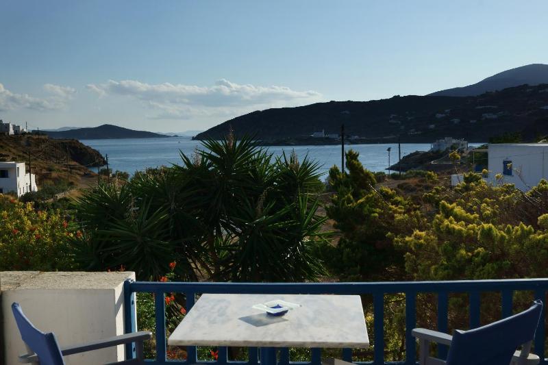 Studio with Sea View image 4