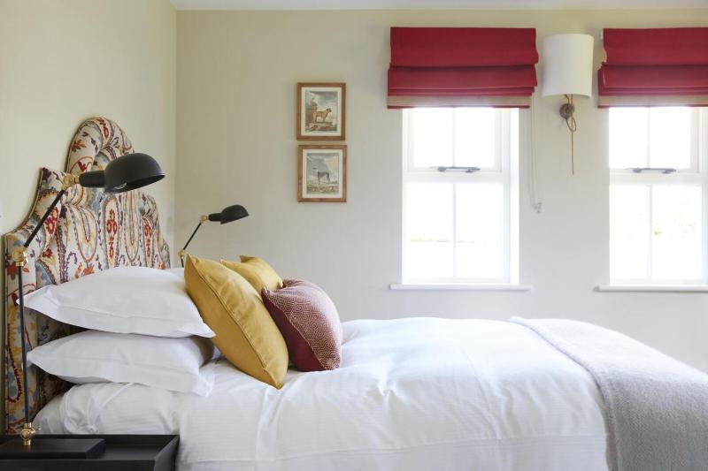 Double Room image 1