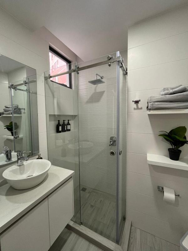 Moderno Estudio Quito - image 7