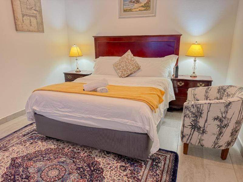 Miyanwe Guest House - Waterkloof - image 14
