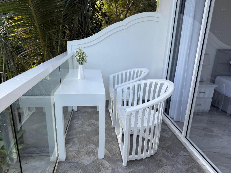 Seaview Mountain Villa - image 13
