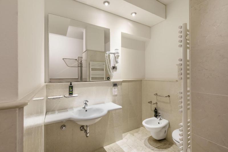 B&B Hotel Modena - image 28