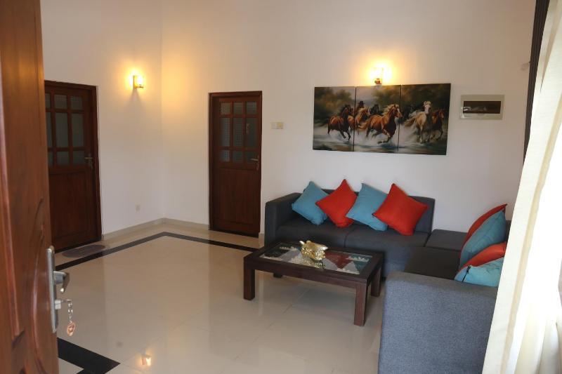 Elena Villa 7 - image 43