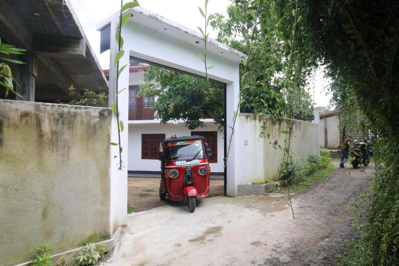 Elena Villa 7 - image 14