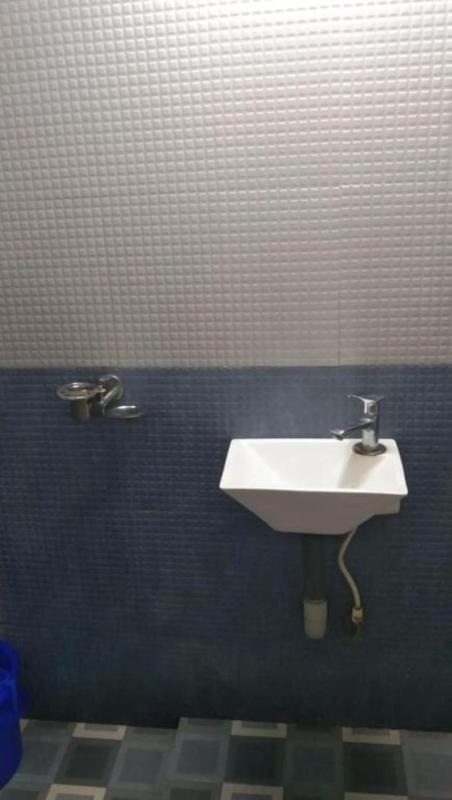 Charis Guest house near Guruvayur Kunnamkulam - image 3