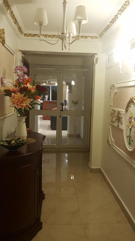 Appart'hôtel Micheline et Emile Suites & SPA Bastos - image 9