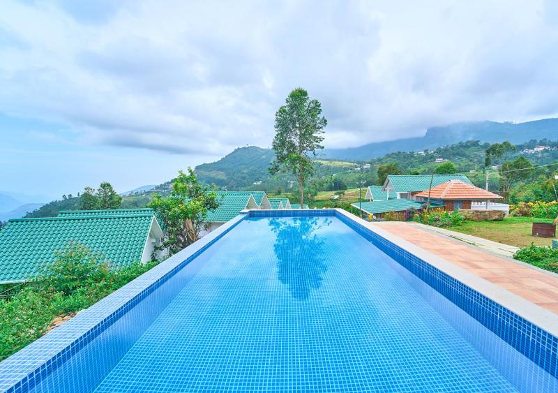 Gardenia Pool Resort Kanthalloor by VOYE HOMES Mountain View Stay Near Bhramaram view Point - image 11