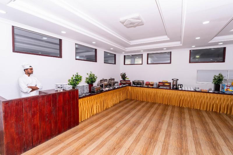 Serenade Beach Hotel - image 7