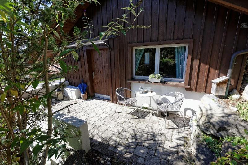 Studio with Garden View image 1