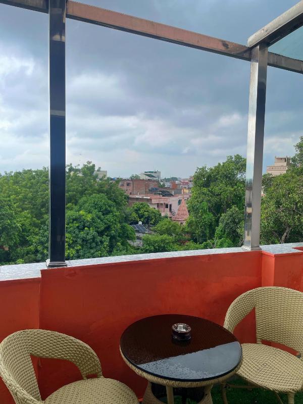 VIA VARANASI - A Boutique Hotel at Assi Ghat - image 10