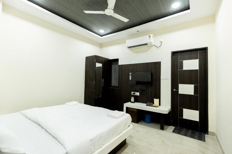 Hotel Basil Inn - image 4