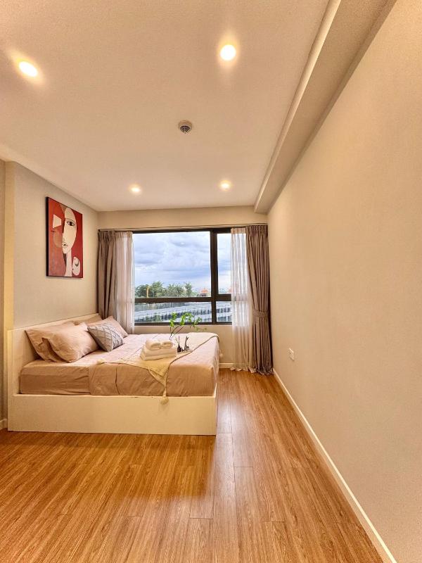 Spacious Home - image 12