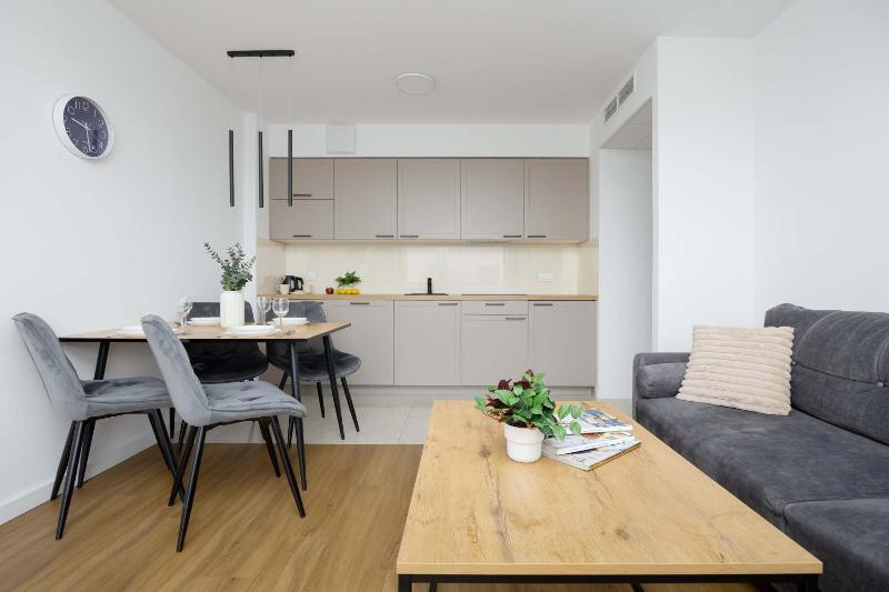Ursynów Apartment with Desk & Balcony by Noclegi Renters - image 15