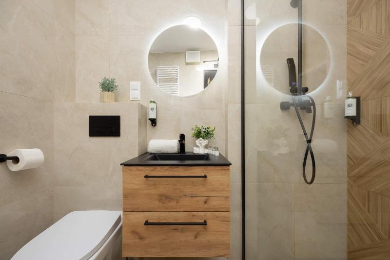 Ursynów Apartment with Desk & Balcony by Noclegi Renters - image 12