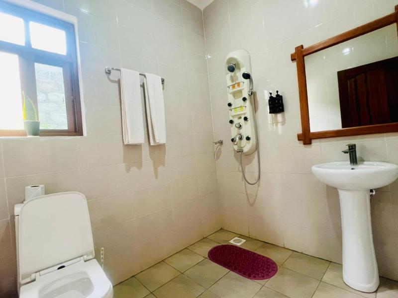 Sunset Retreat Hotel - image 14