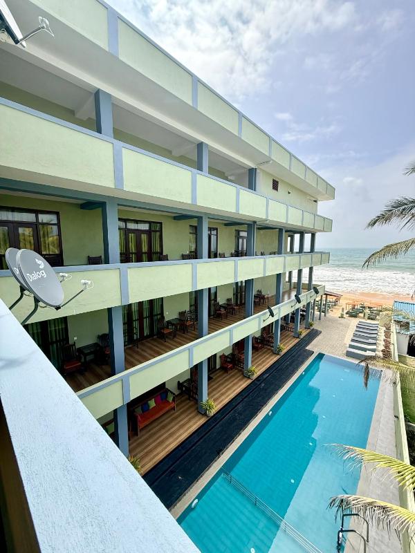 Serenade Beach Hotel - image 35