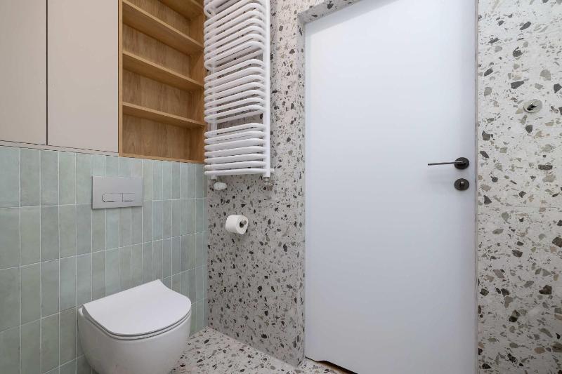 Stylish Apartment in a Modern Development 800 m from Spodek by Noclegi Renters - image 13