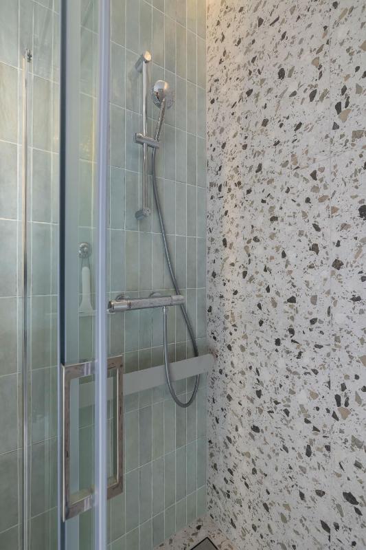 Stylish Apartment in a Modern Development 800 m from Spodek by Noclegi Renters - image 15