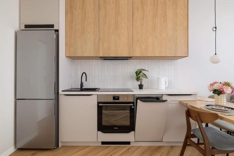 Stylish Apartment in a Modern Development 800 m from Spodek by Noclegi Renters - image 20