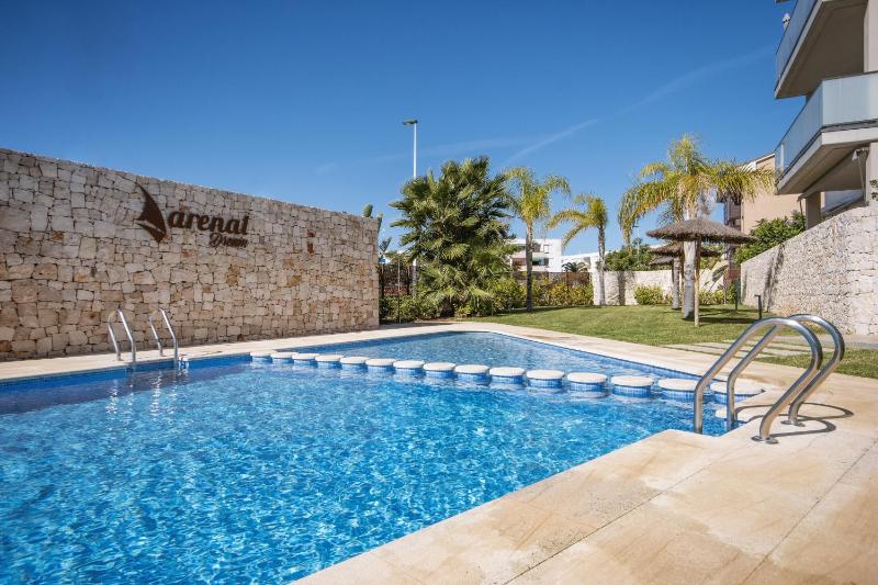 Arenal Dreams - image 18
