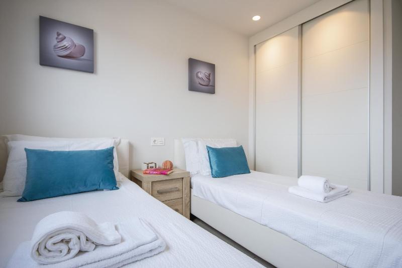 Arenal Dreams - image 28