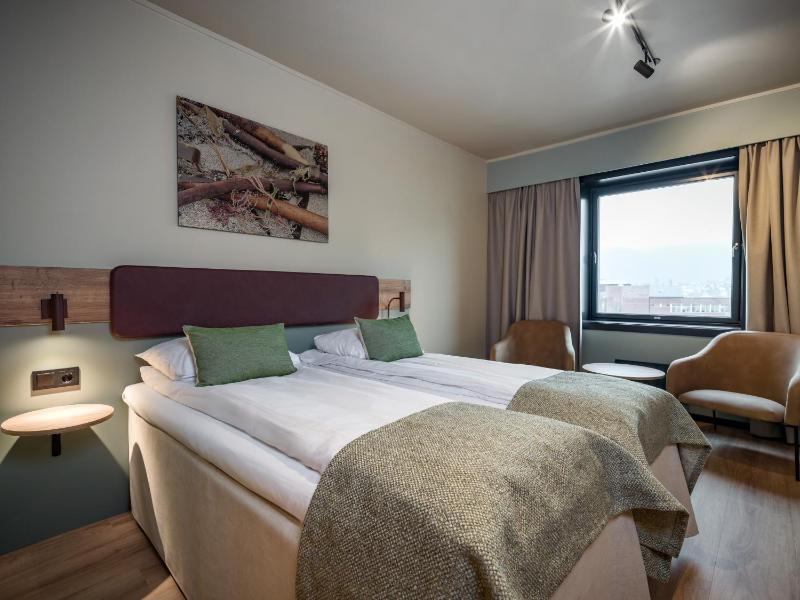 Quality Hotel Grand Tromsø - image 45